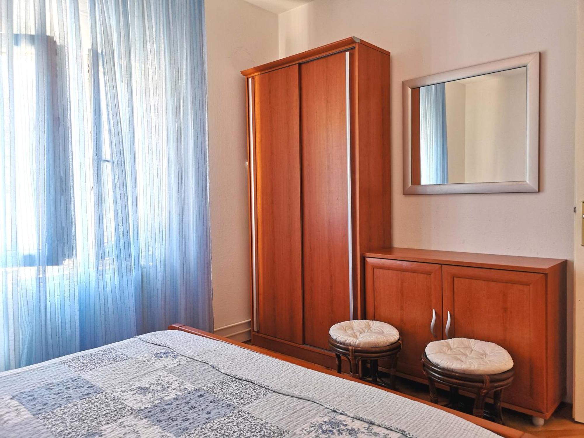 Apartments With A Swimming Pool Banjol, Rab - 11382 Rom bilde